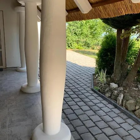 Villa Lena